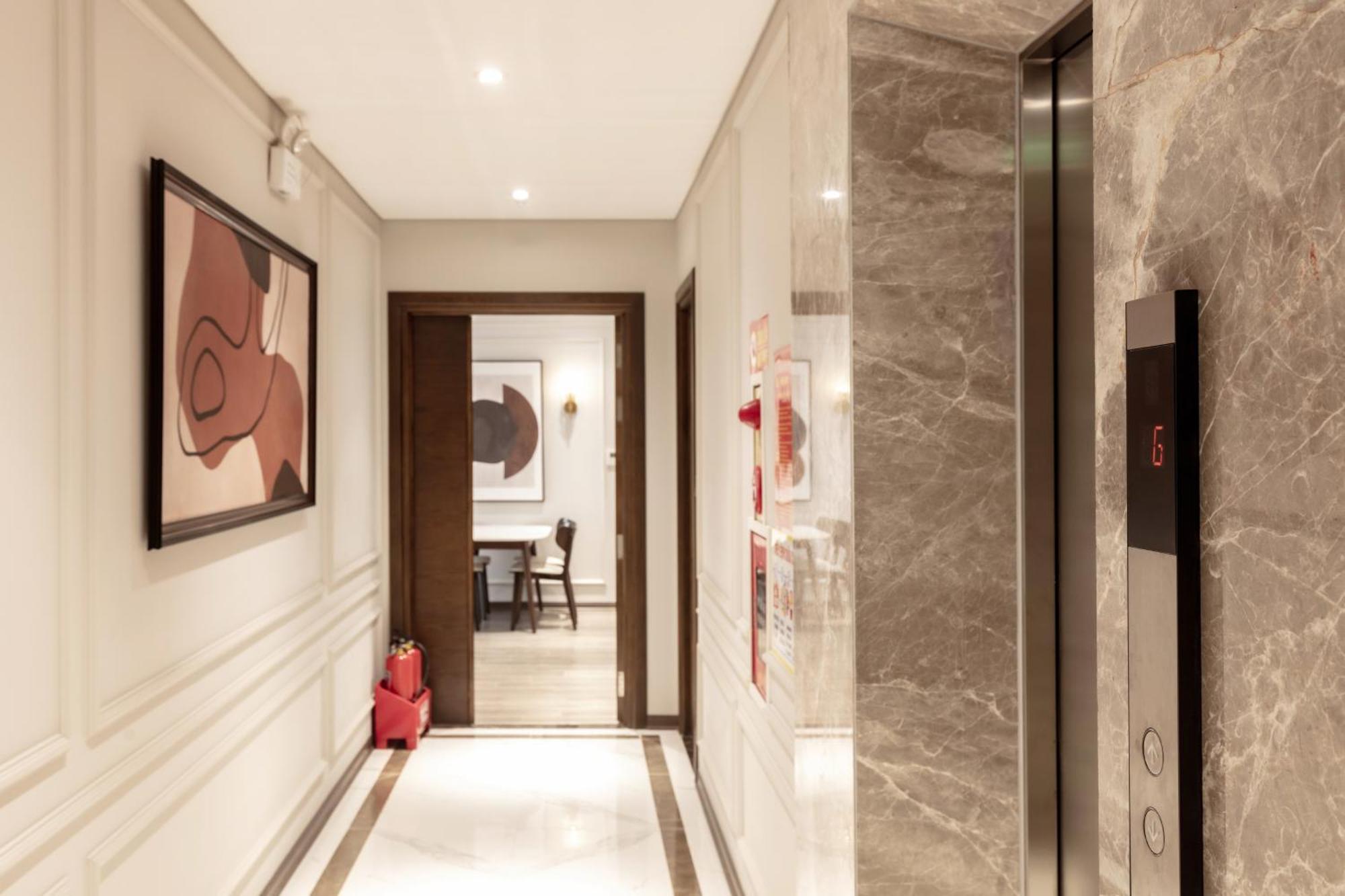 Neo Classic By The Lake Hanoi Exterior foto